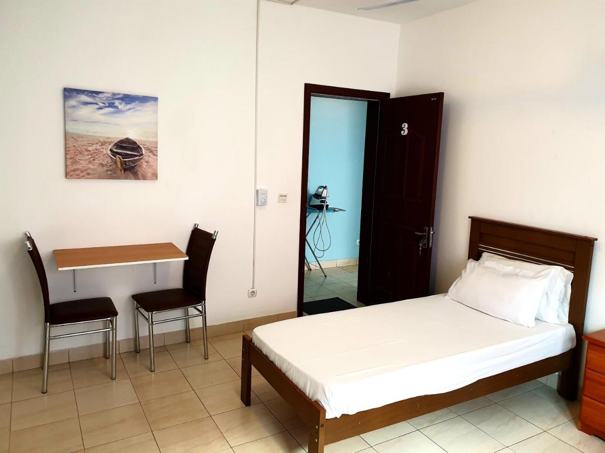 Guest House Mangui Baxu Rooms & Apartment Tarrafal (Santiago) Exterior photo