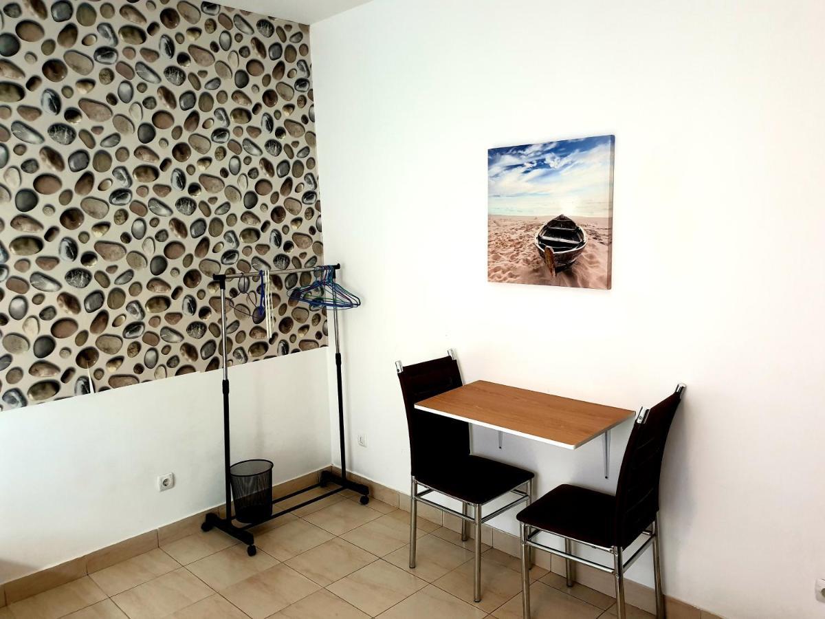 Guest House Mangui Baxu Rooms & Apartment Tarrafal (Santiago) Exterior photo