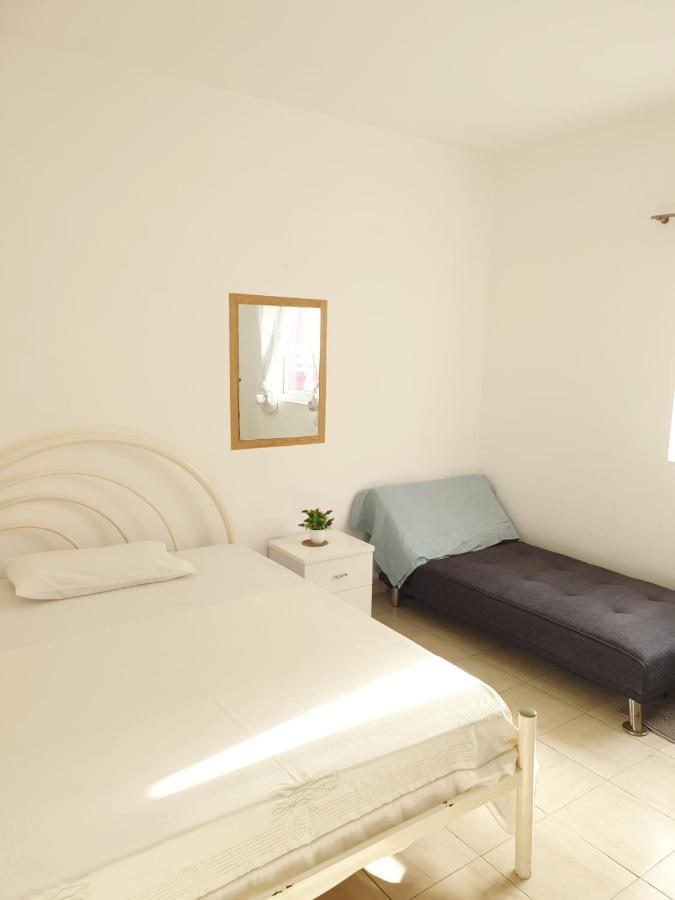 Guest House Mangui Baxu Rooms & Apartment Tarrafal (Santiago) Exterior photo