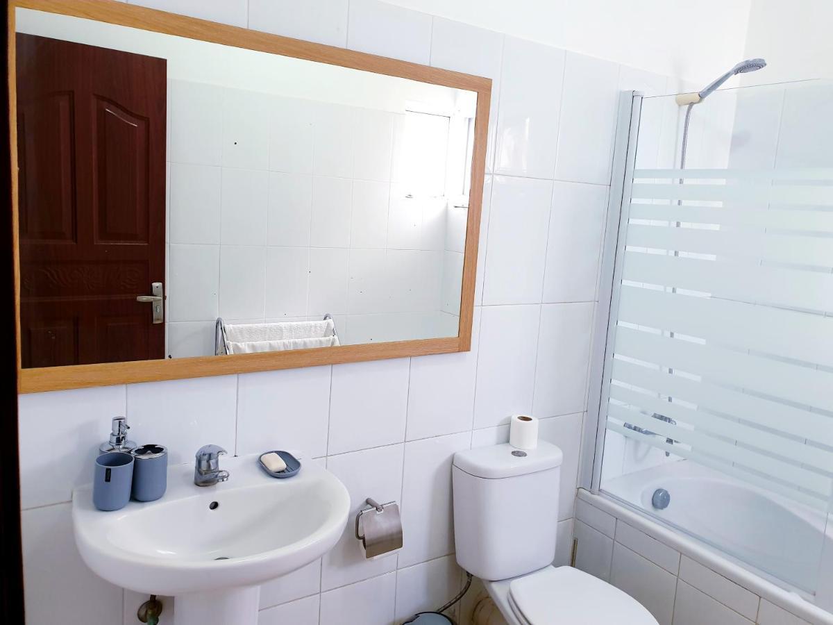 Guest House Mangui Baxu Rooms & Apartment Tarrafal (Santiago) Exterior photo
